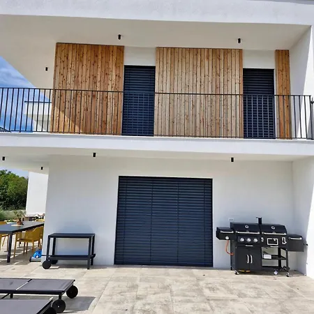 Villa Atma