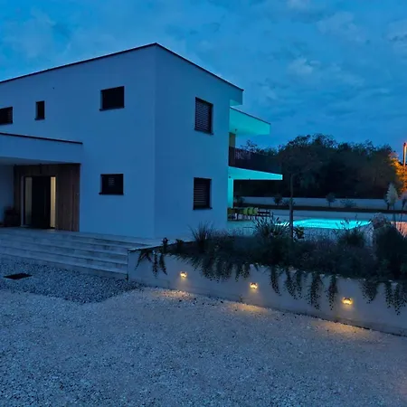 Villa Atma *