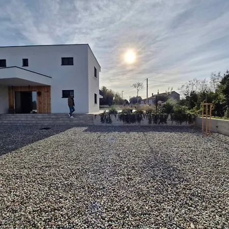 Villa Atma *
